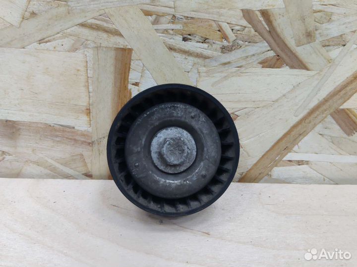 Ролик приводного ремня Mercedes W204 C204 M274