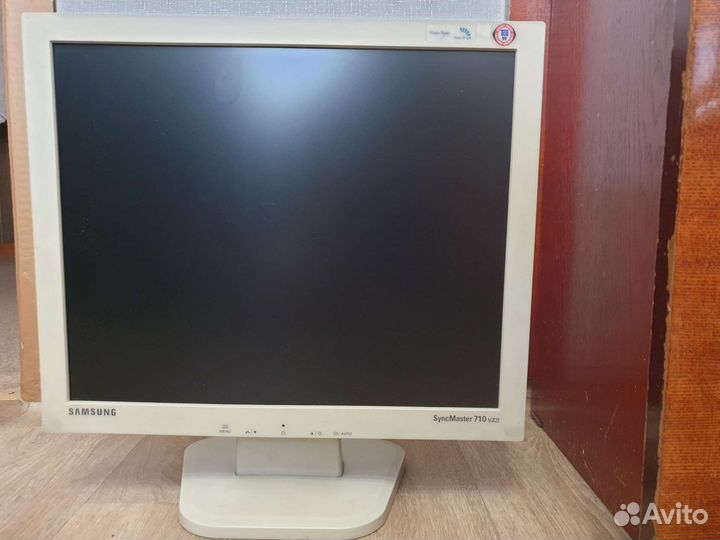 Монитор samsung 17 дюйм