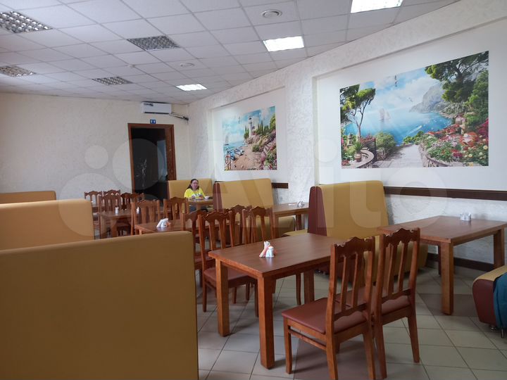 Торговая площадь, 180 м²