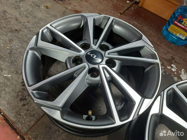 Kia Cerato 4 BD 2018-2022 Диски R16 литые оригинал