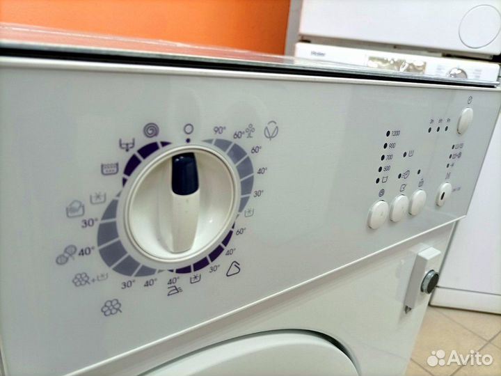 Стиральная машина встраиваемая бу Zanussi.Гарантия