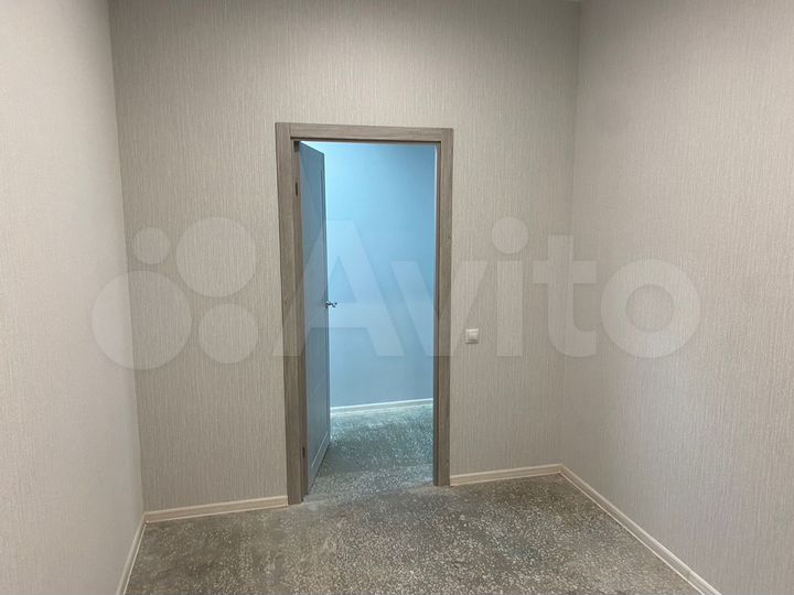 Офис, 10 м² с водой