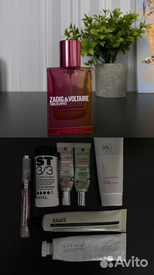Набор косметики и духи