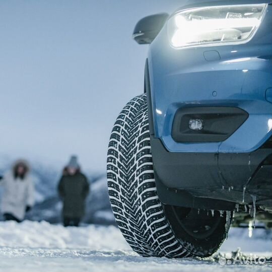 Nokian Tyres Hakkapeliitta 10p SUV 255/45 R19 104T