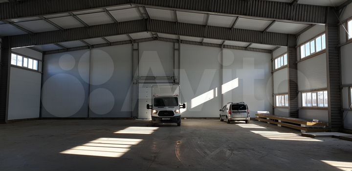 Помещение 700 м²