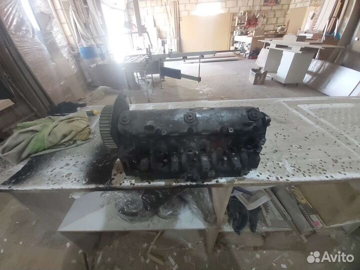 Головка блока F9Q 1.9 dci