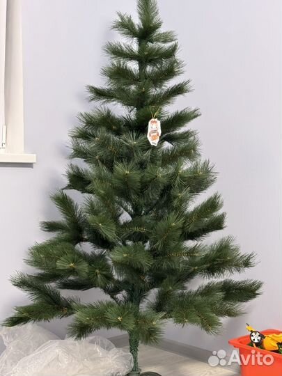 Елка искусственная