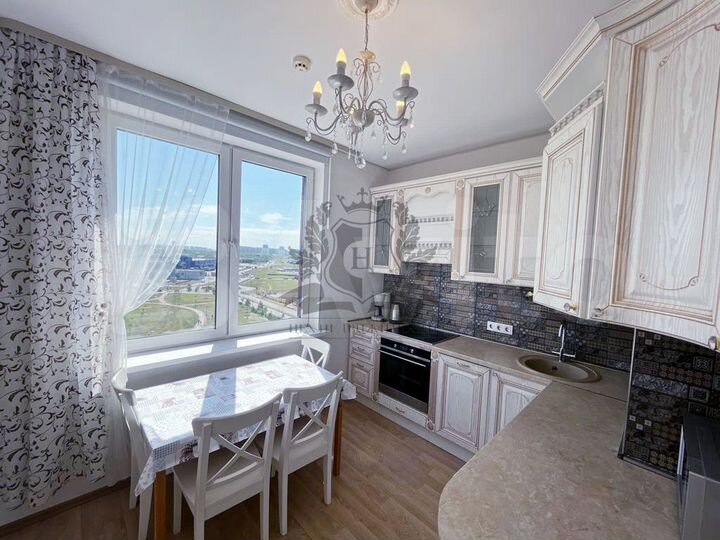 2-к. квартира, 55 м², 9/9 эт.