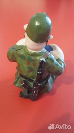 Фигурка солдата