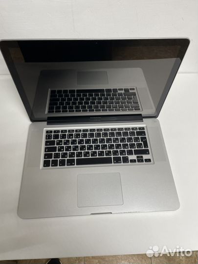 Macbook pro 15, i7/8/256