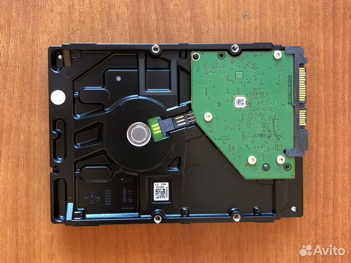 Жесткие диски Seagate st1000dm003