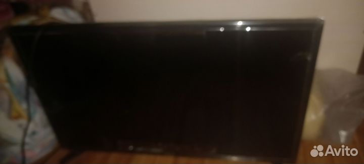 Телевизор с разбитым дисплеем