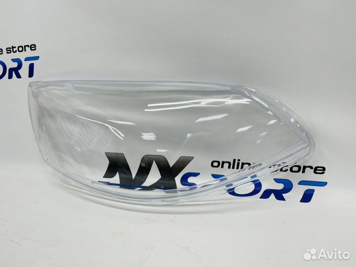 Стекло фары kalina 2 (правое)
