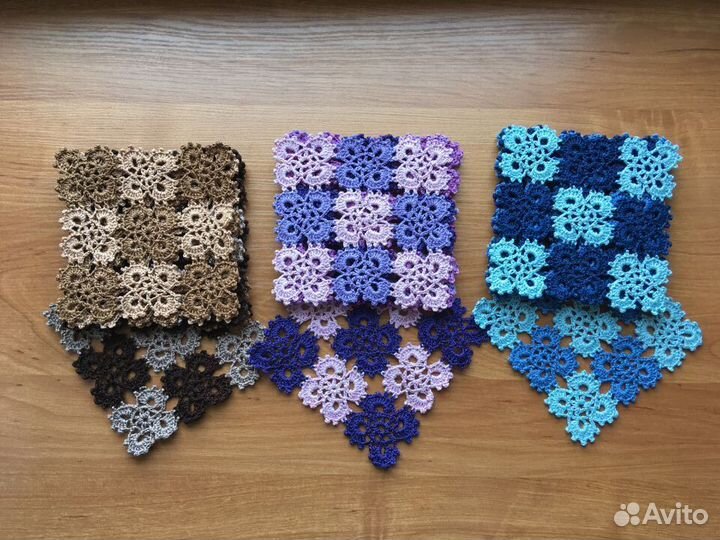 Комплект вязаных салфеток