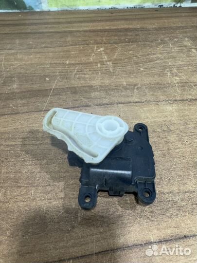 Сервопривод печки Киа Рио 3