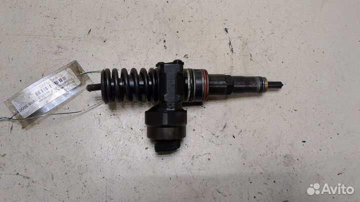 Форсунка топливная Volkswagen Passat 5, 2000