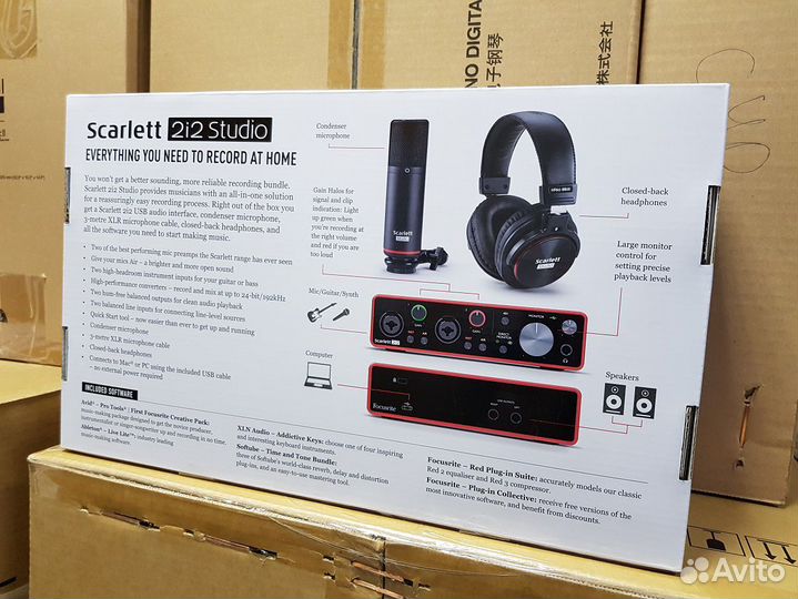 Комплект Focusrite Scarlett 2i2 Studio 3rd Gen New