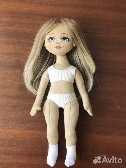 Кукла из ткани ручной работы