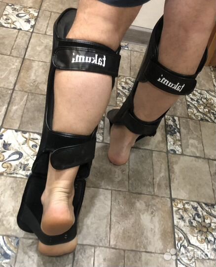 Защита на ноги/ щитки Takumi XL