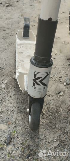 Трюковой самокат