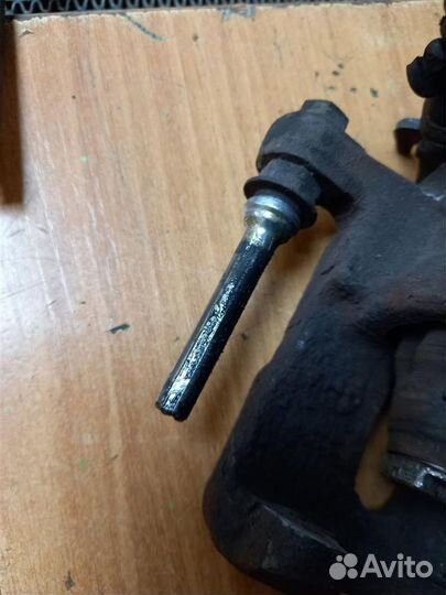 Суппорт задний левый honda civic FK2