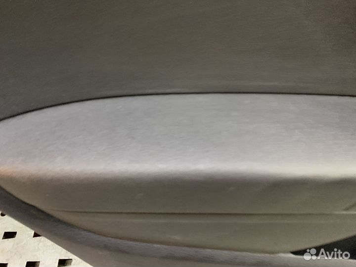 VW Polo Обшивка двери задней левой и правой