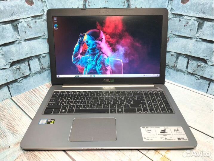 Игровой asus на i5-6200u/ GTX 950M/ RAM 6/ SSD+HDD