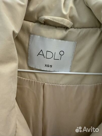 Пуховик женский 42 44