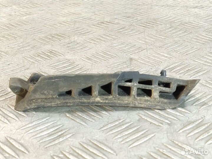 Жабо Lexus Ls 2006-2017