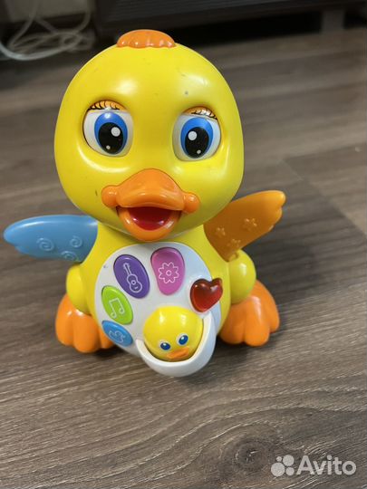 Игрушка музыкальная уточка