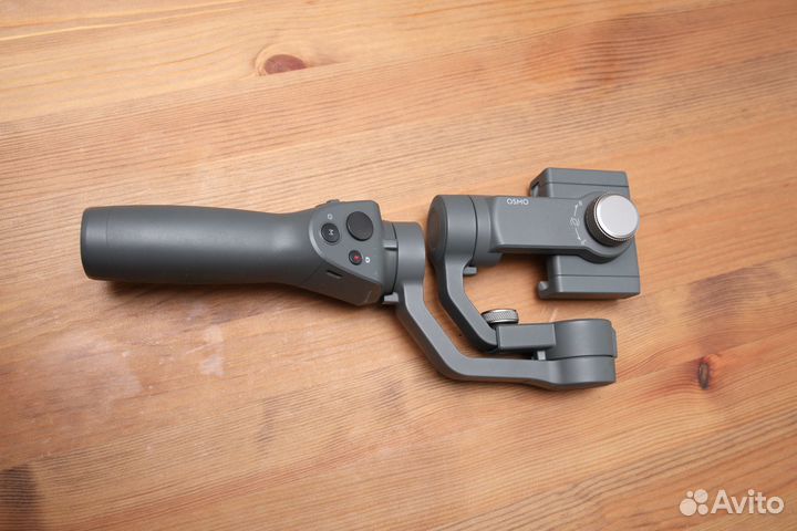 Стабилизатор DJI Osmo Mobile 2