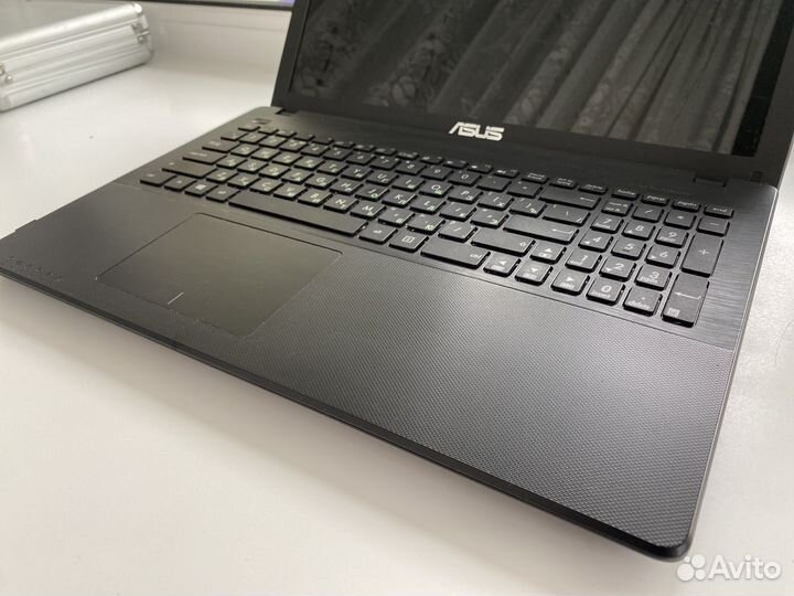 Ноутбук Asus
