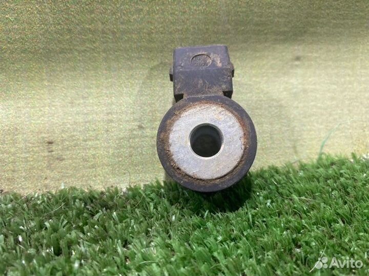 Датчик детонации Opel Astra H Z18XER 2008