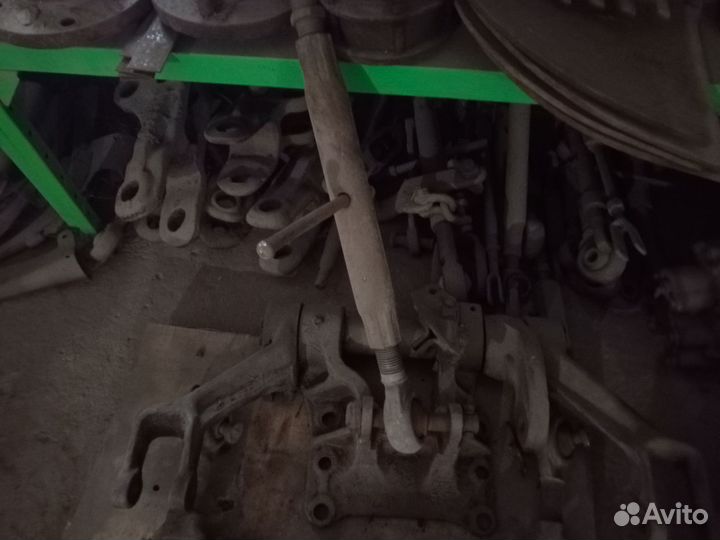 Продам запчасти на трактор Т 25