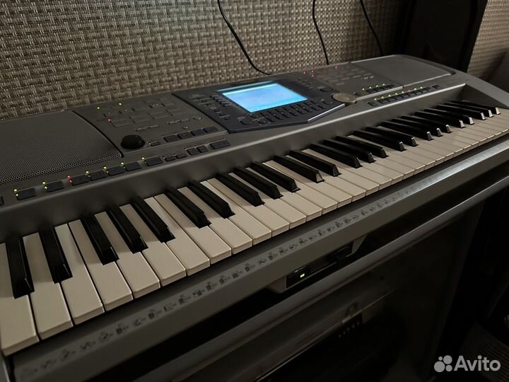 Yamaha psr 1100