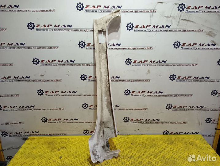 Накладка декоративная правая Man Tga