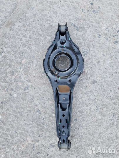 1548460 Рычаг задний поперечный подпружинный