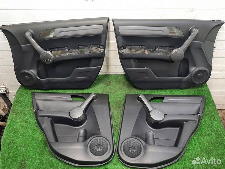 Обшивки дверей комплект Honda CR-V 3 (RE) 2009