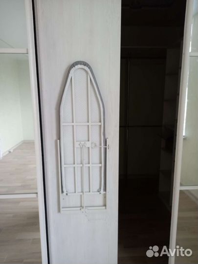 Встраиваемая гладильная доска