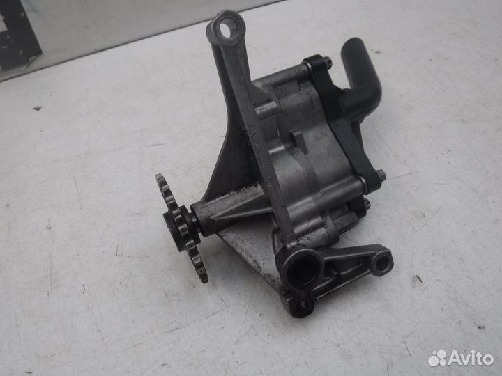 Насос масляный Mercedes-Benz Sprinter 1995-2006