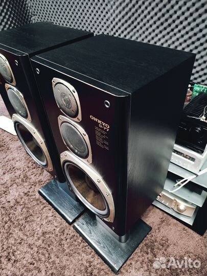 Акустика Onkyo D-77