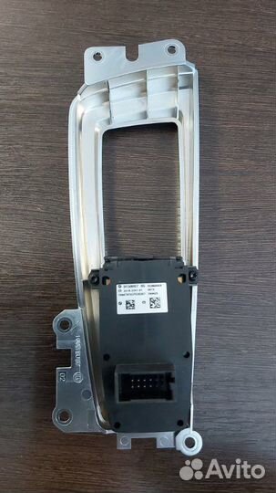 Кнопка ручного тормоза Bmw 750Lix F02 N63 4.4I