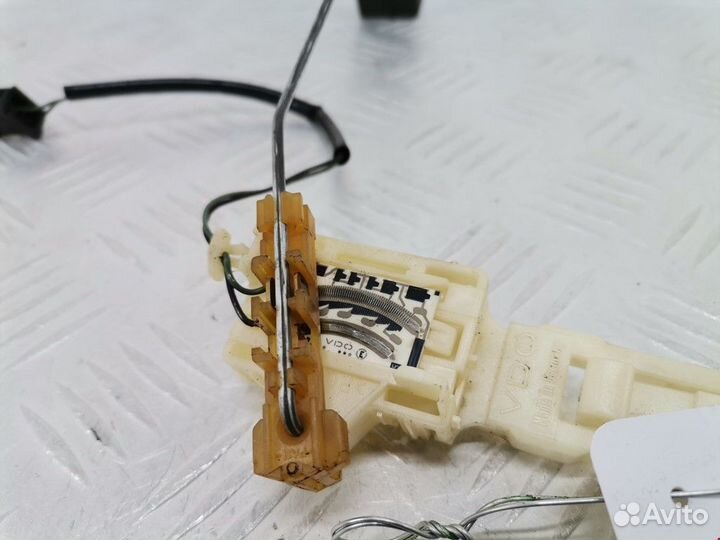 Датчик уровня топлива Audi A6 4A/C4 1996