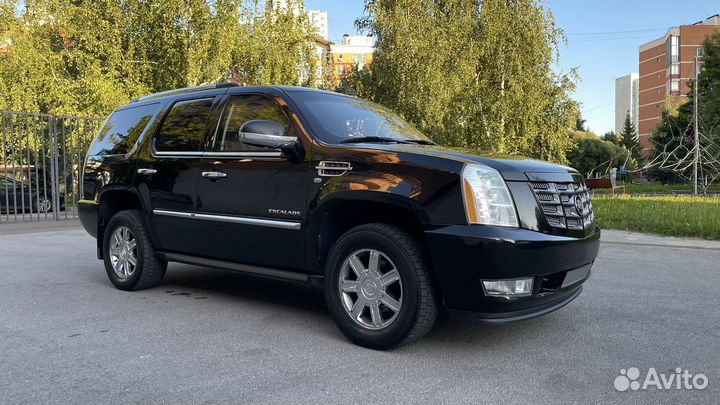 Cadillac Escalade 6.2 AT, 2010, 151 000 км