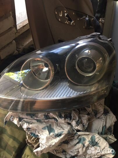 Фара левая golf 5