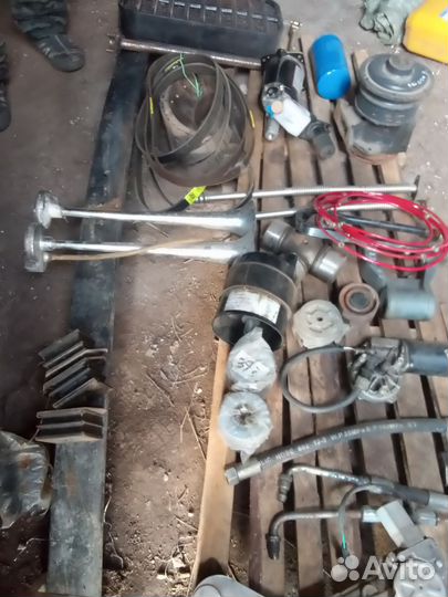 Запчасти на Шакман