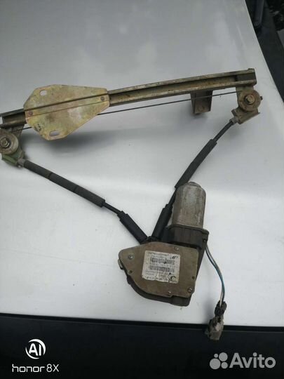 Задний левый стеклоподъёмник лада калина