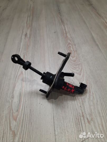 Главный цилиндр сцепления гцс Hyundai solaris