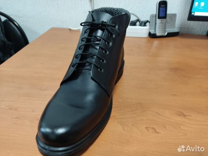 Ботинки б/у