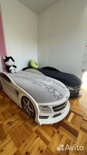 Кровать машина